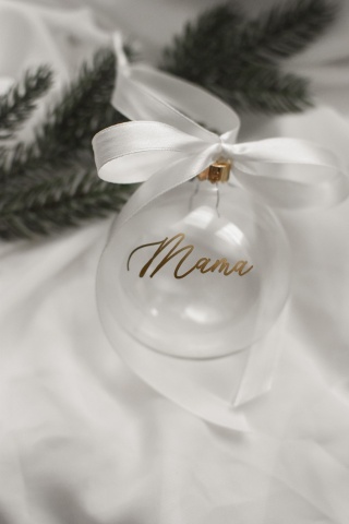 przezroczysta bombka