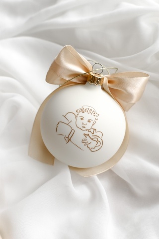 bombka z rysunkiem na podstawie zdjęcia